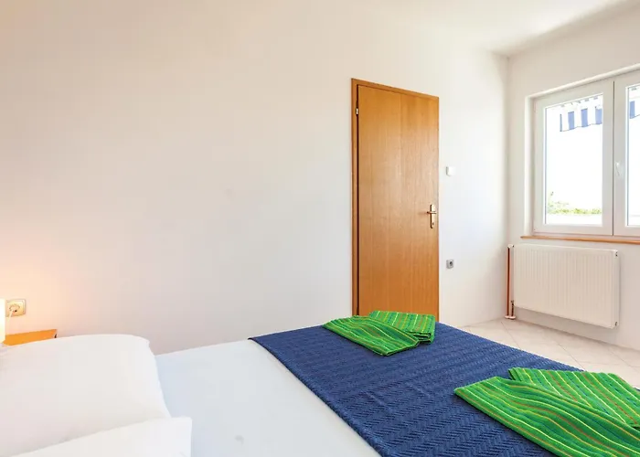 Beautiful Apartment In Crikvenica With Kitchen