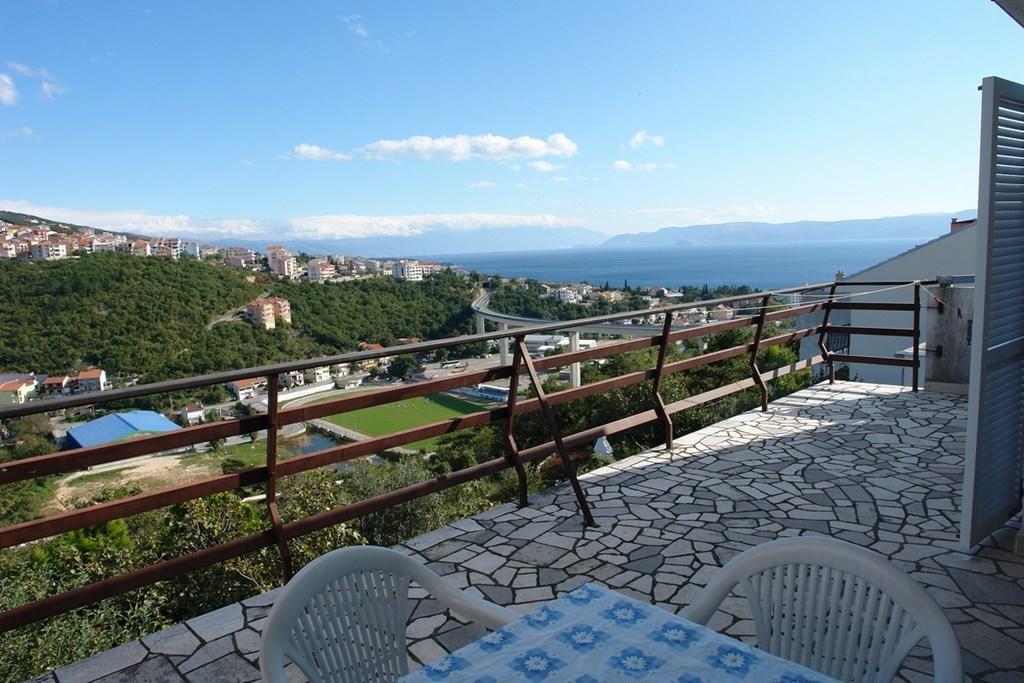 Apartment Beautiful Apartment In Crikvenica With Kitchen *