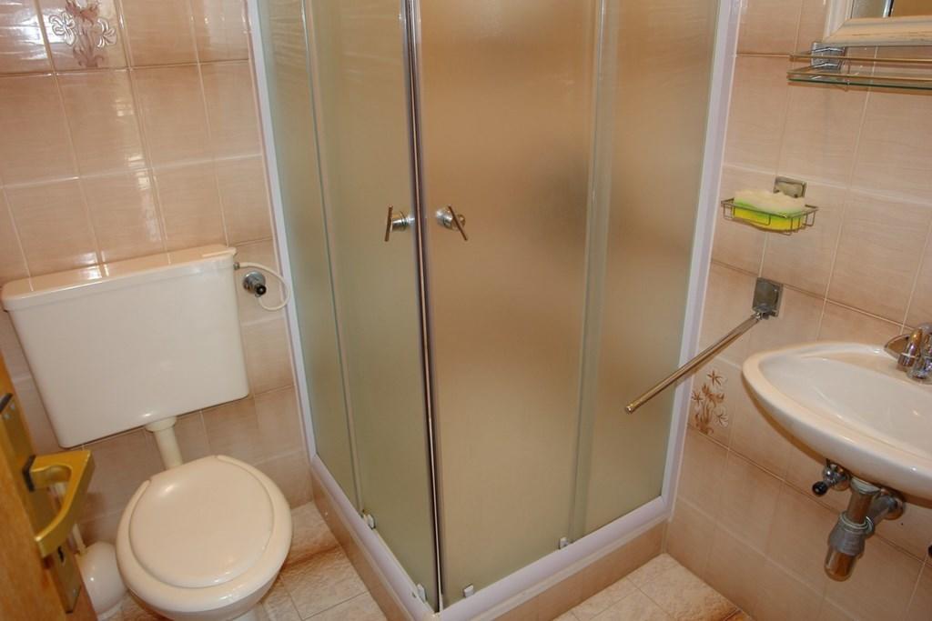 Beautiful Apartment In Crikvenica With Kitchen Apartment *
