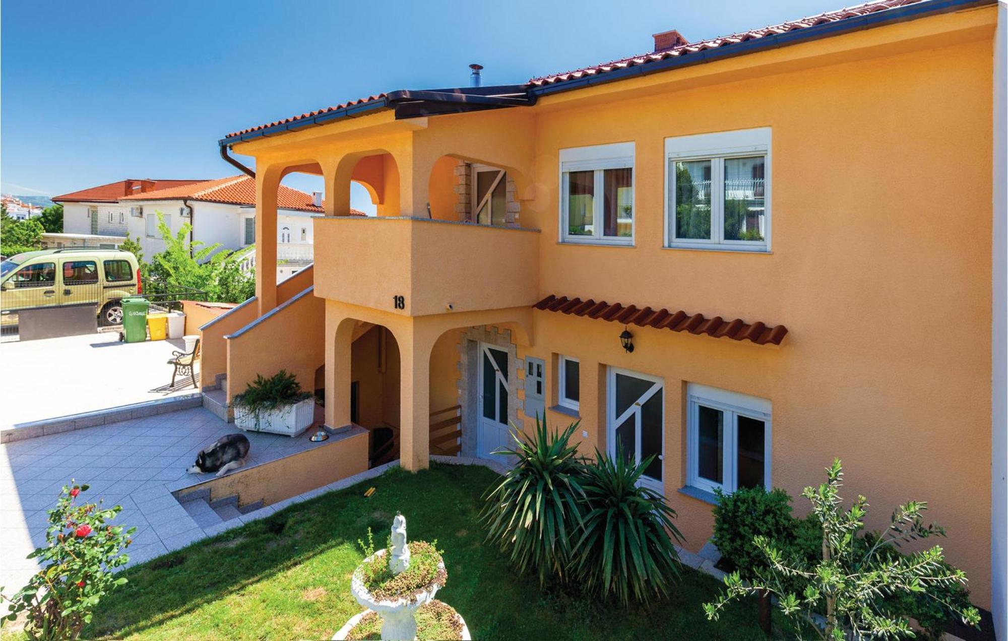 Apartment Beautiful Apartment In Crikvenica With Kitchen