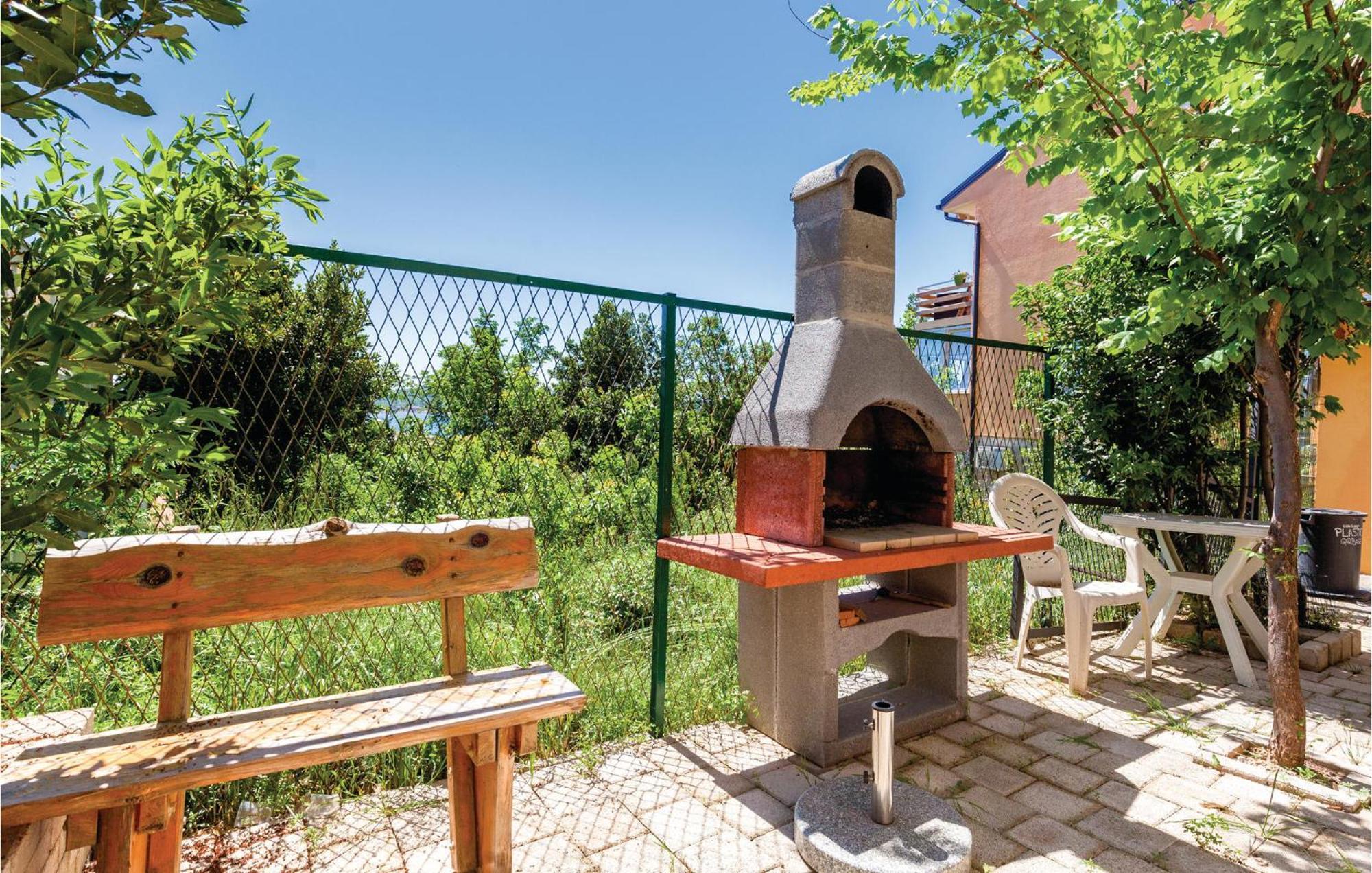 Apartment Beautiful Apartment In Crikvenica With Kitchen