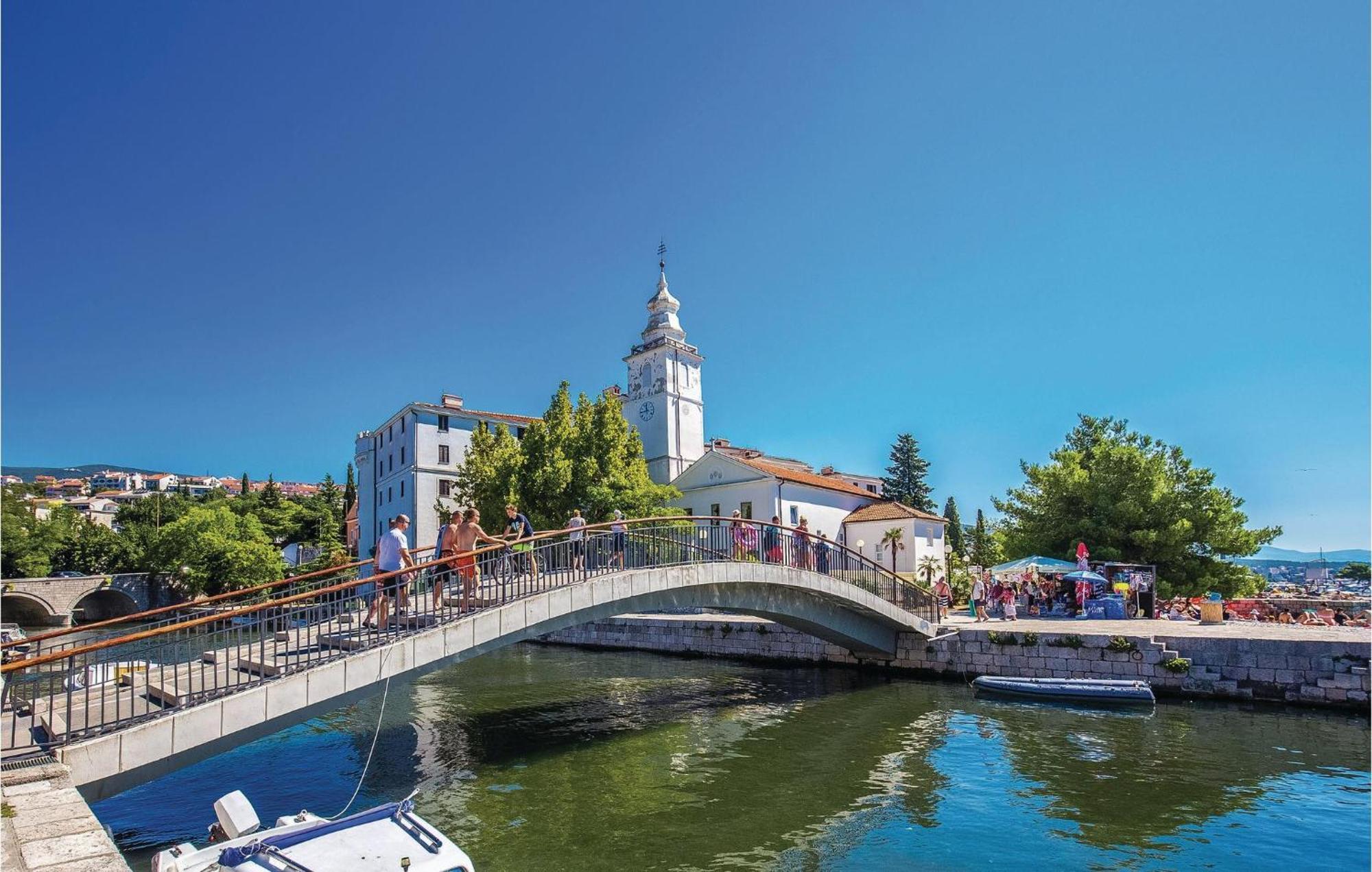 Beautiful Apartment In Crikvenica With Kitchen