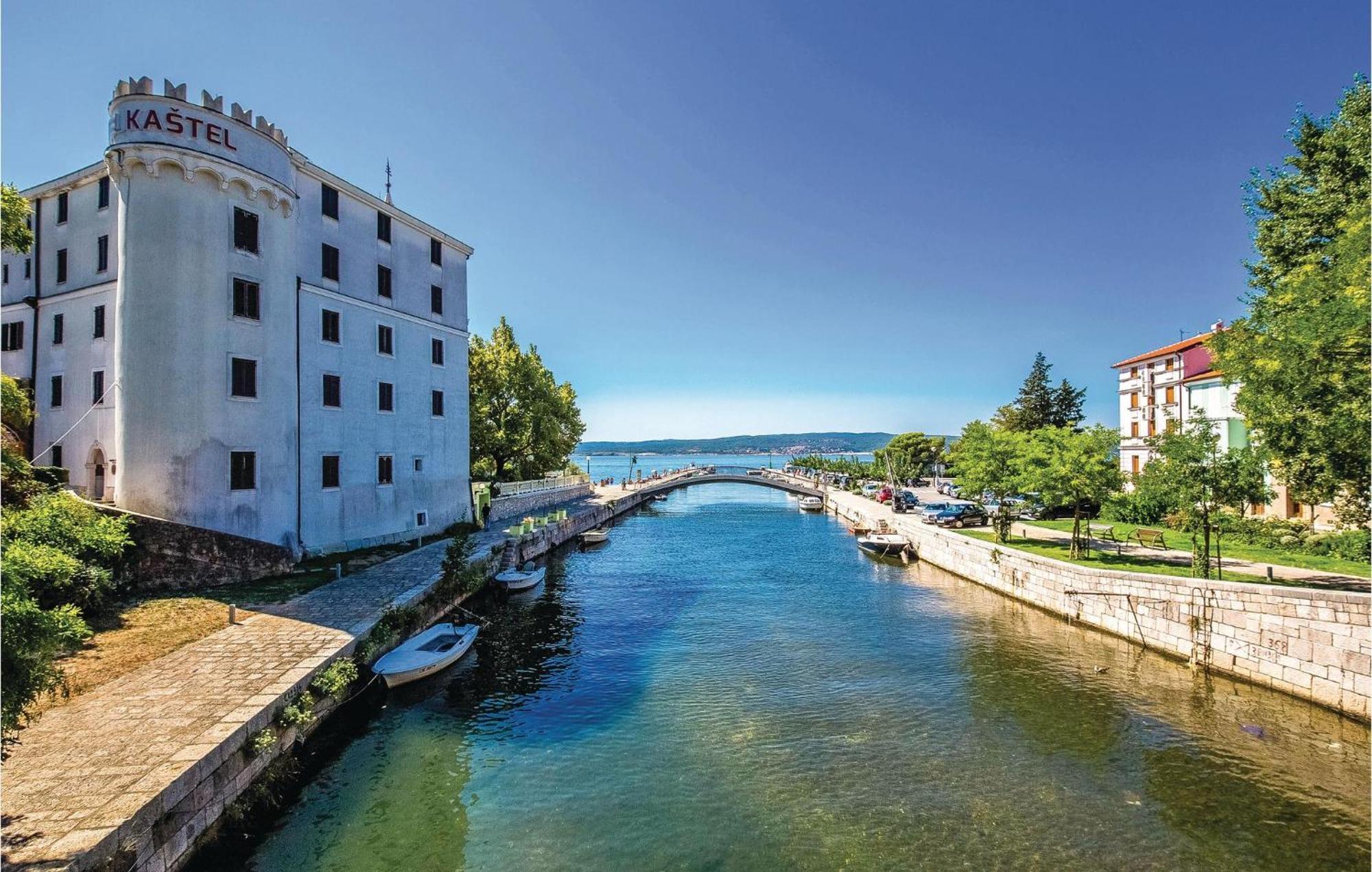 Beautiful Apartment In Crikvenica With Kitchen
